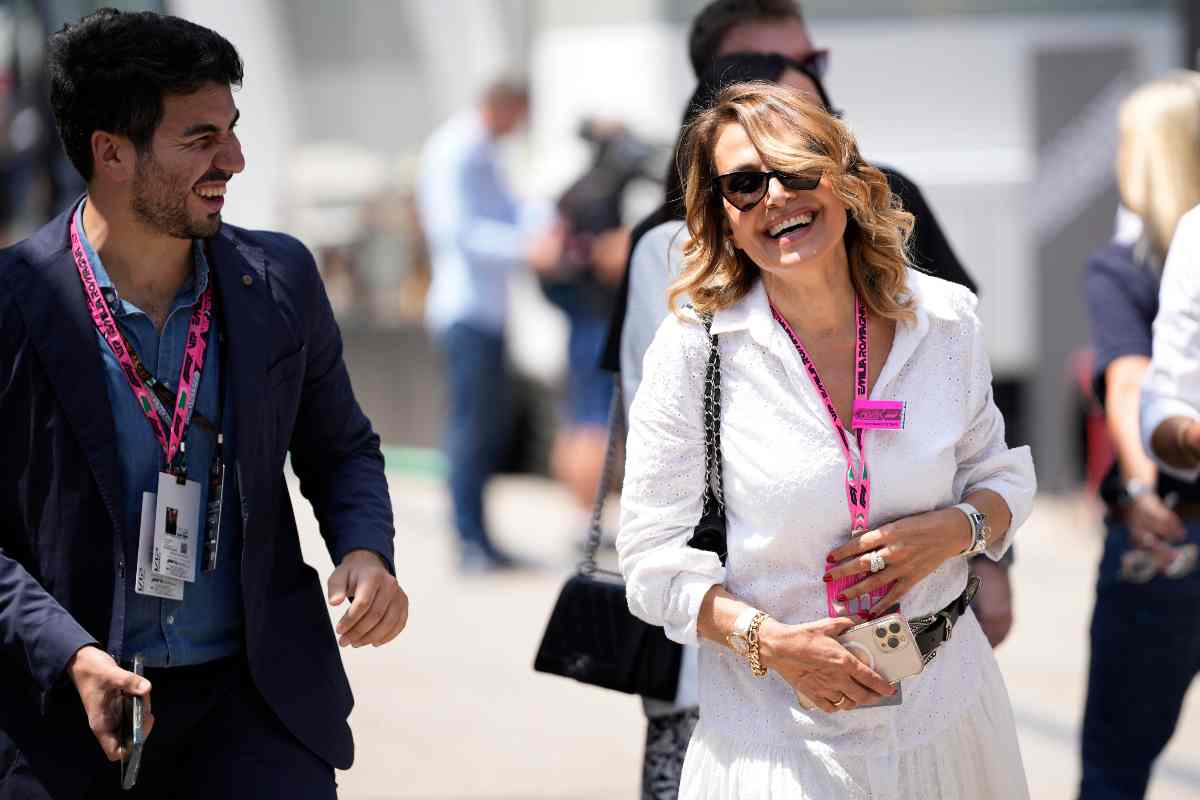 Barbara D'Urso nel paddock della Formula Uno