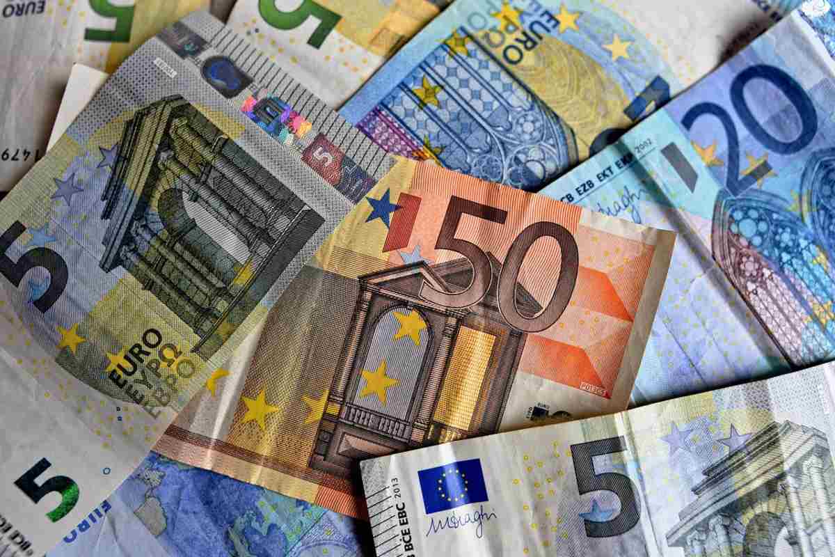 Banconote euro di vari tagli