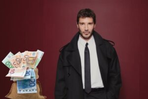 Stefano de martino sacco di soldi