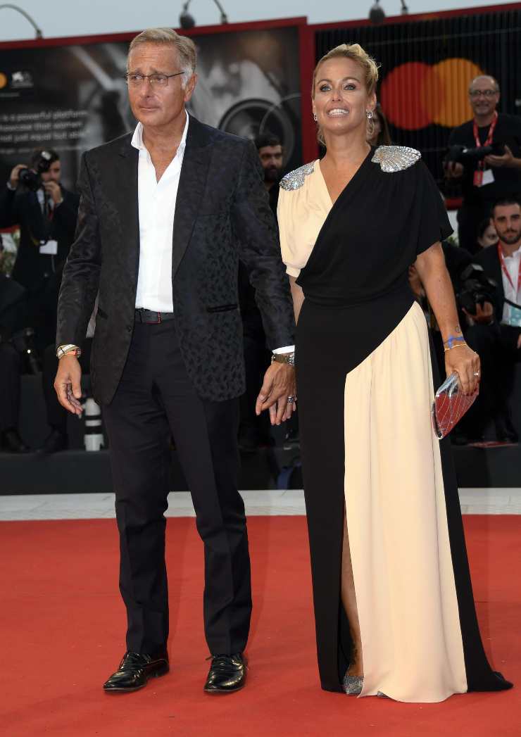 Paolo Bonolis insieme a Sonia Bruganelli