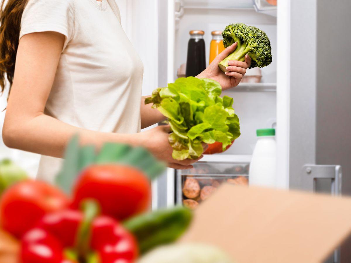 riporre verdura in frigo