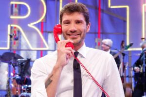 stefano de martino ad affari tuoi