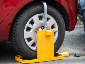 Blocco ruota auto