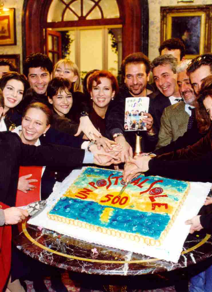 Il cast festeggia le prime 500 puntate della soap