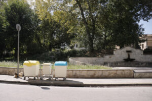 Alghero, ritiro kit mastelli per raccolta differenziata fino al 30 settembre